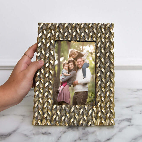 Lewitt, gold sculptured ceramic photo frame.